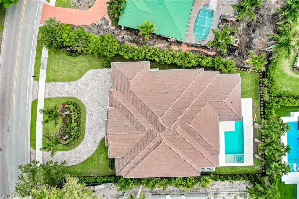 MOORINGS - Residential