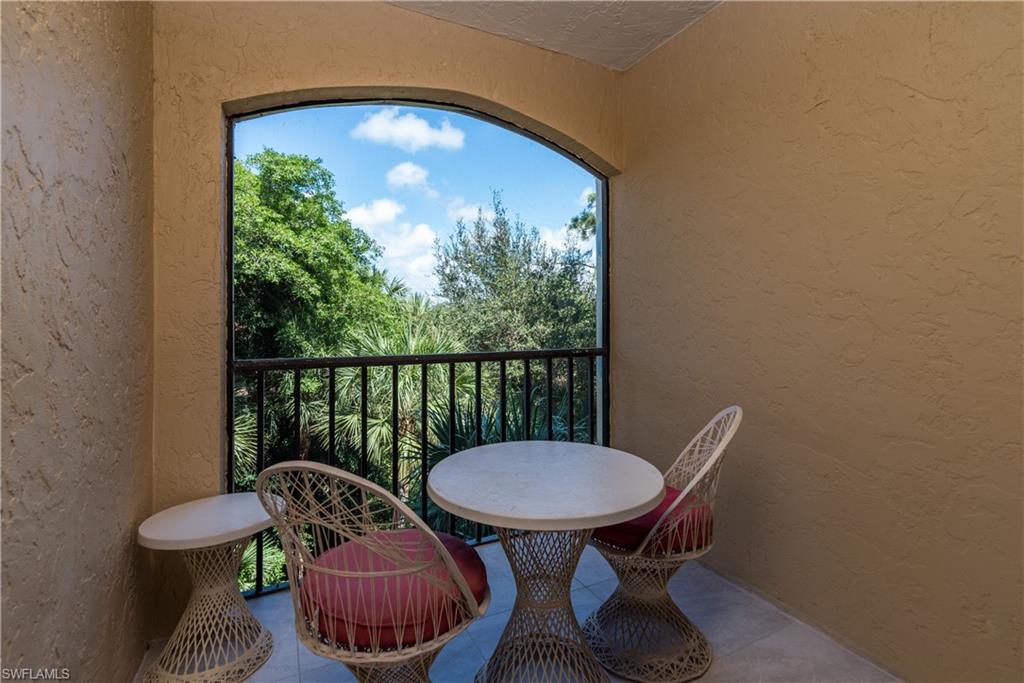 VALENCIA AT PELICAN BAY - Residential