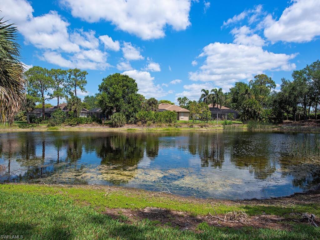 MAPLE BROOKE - Residential