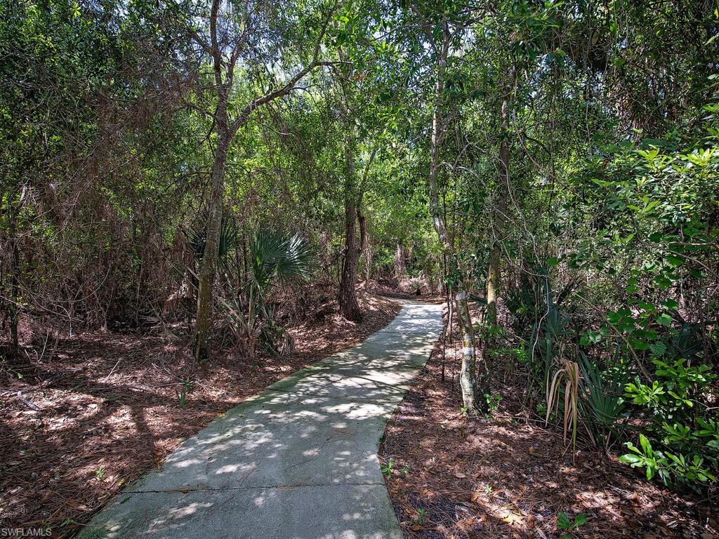 MAPLE BROOKE - Residential