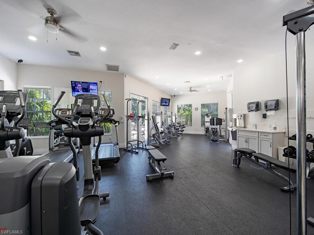 MAPLE BROOKE - Residential