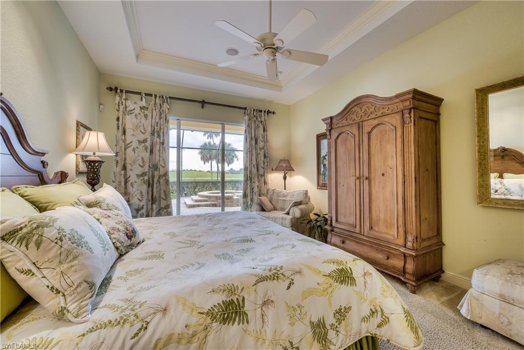 SHADETREE POINT - Residential