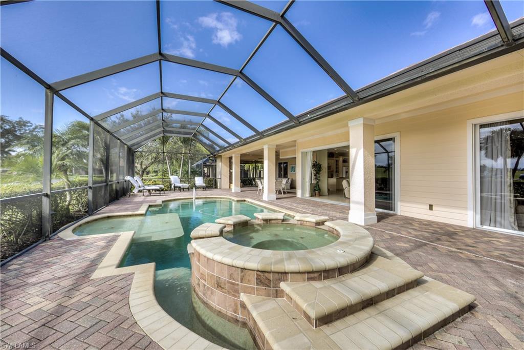 SHADETREE POINT - Residential