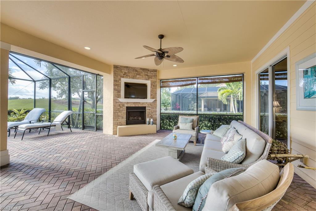 SHADETREE POINT - Residential