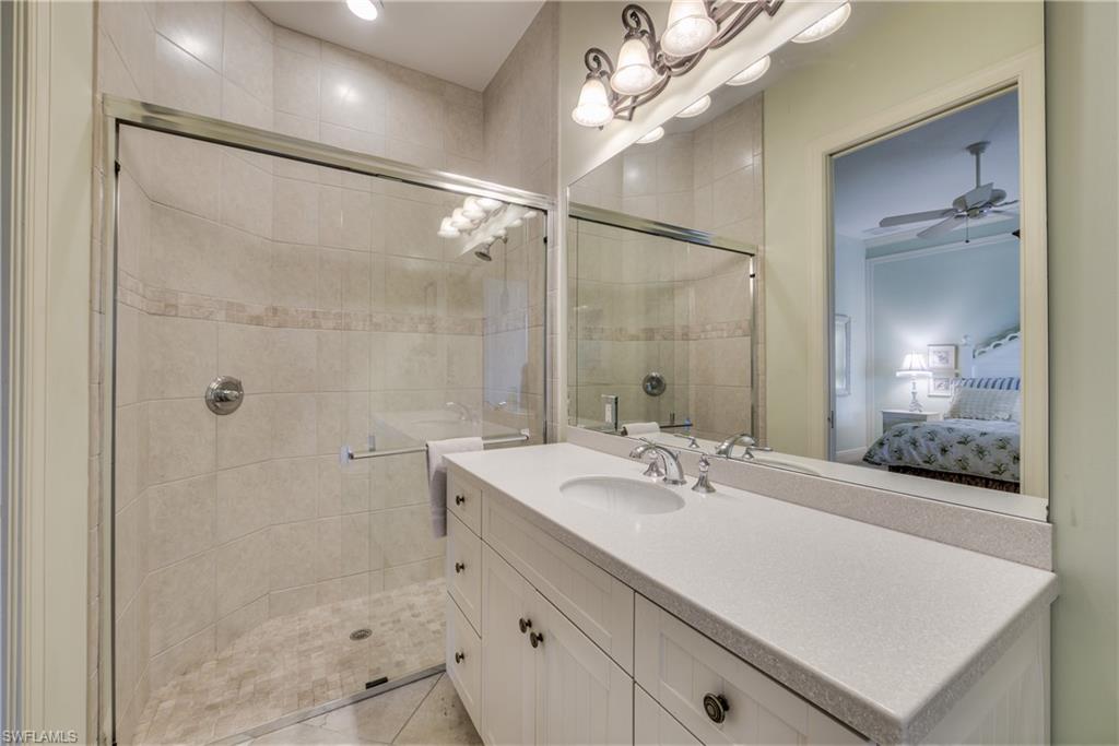 SHADETREE POINT - Residential