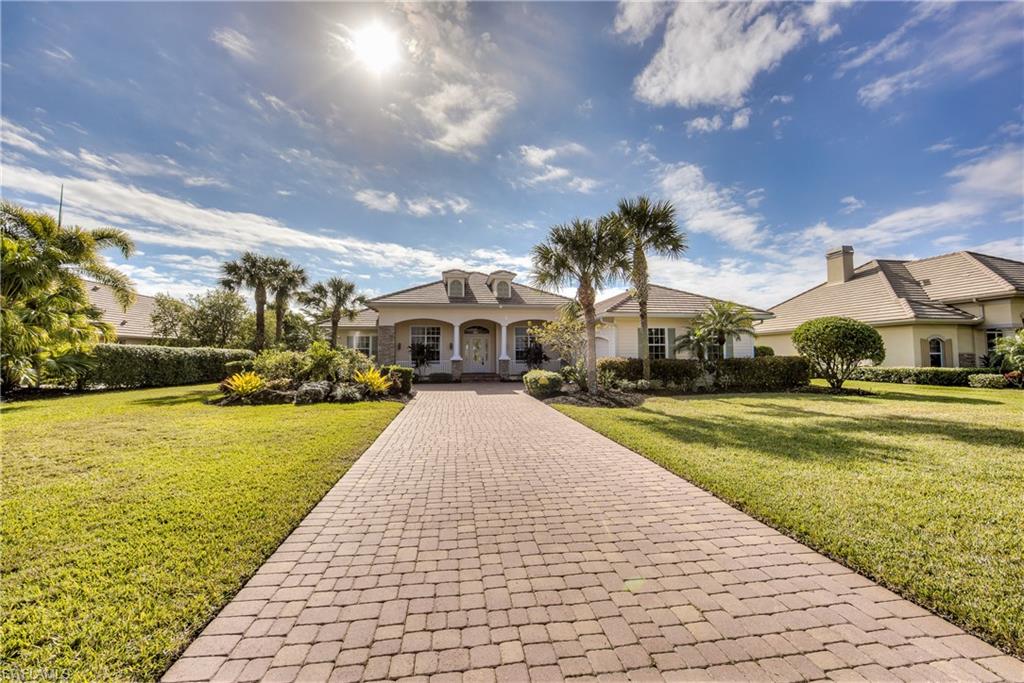 SHADETREE POINT - Residential