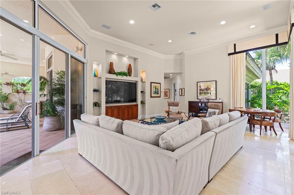 QUAIL WEST - Residential