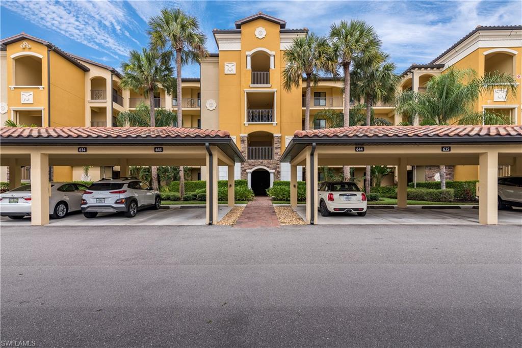 BONITA NATIONAL GOLF AND COUNTRY CLUB - Residential