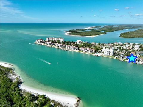 28 Pelican ST W NAPLES FL 34113