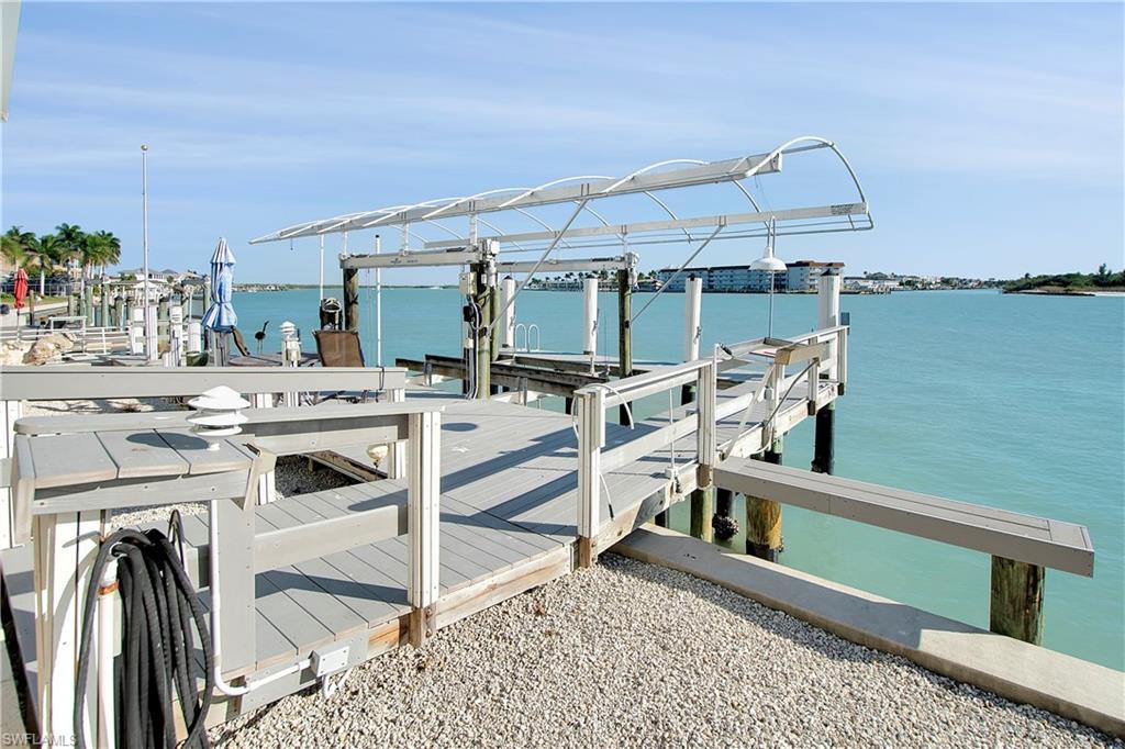 ISLES OF CAPRI - Residential