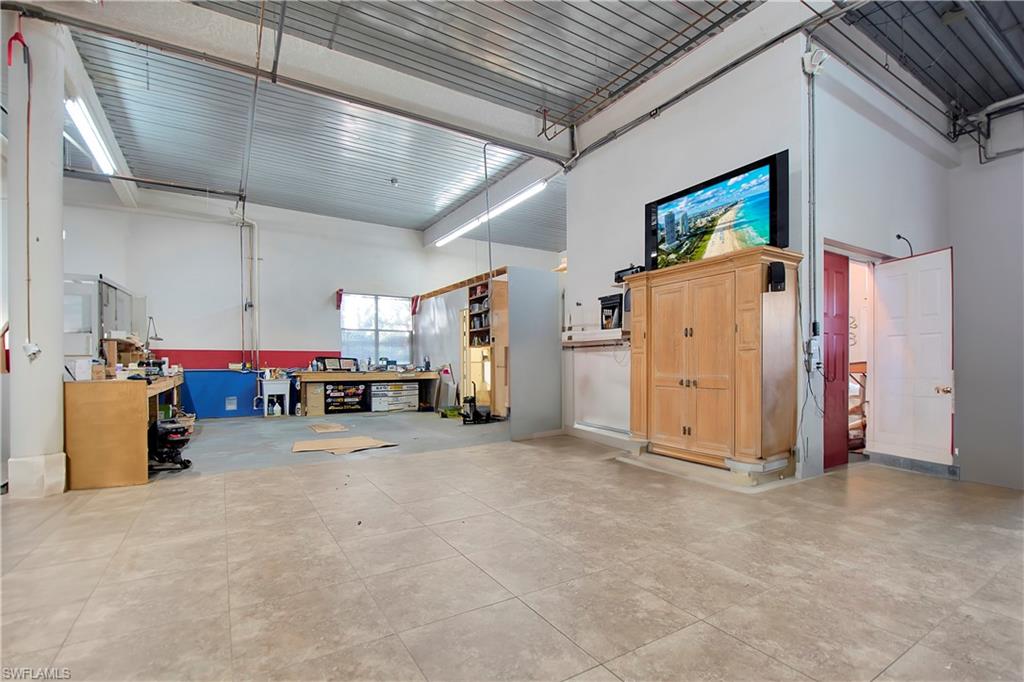 ISLES OF CAPRI - Residential