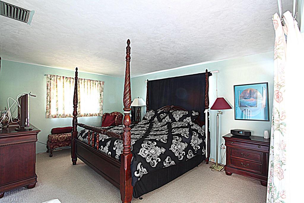 ROYAL HARBOR - Residential