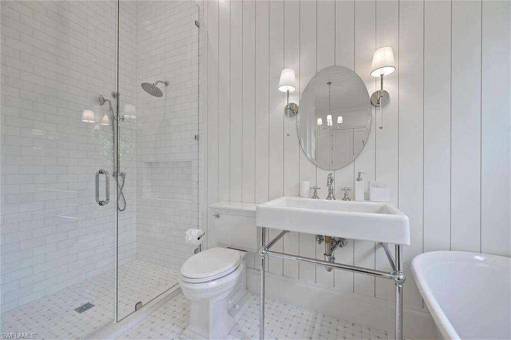 QUAIL WEST - Residential