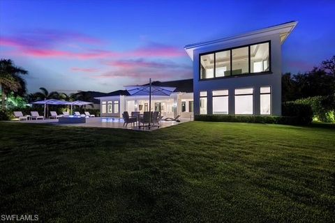 6285 Highcroft DR NAPLES FL 34119