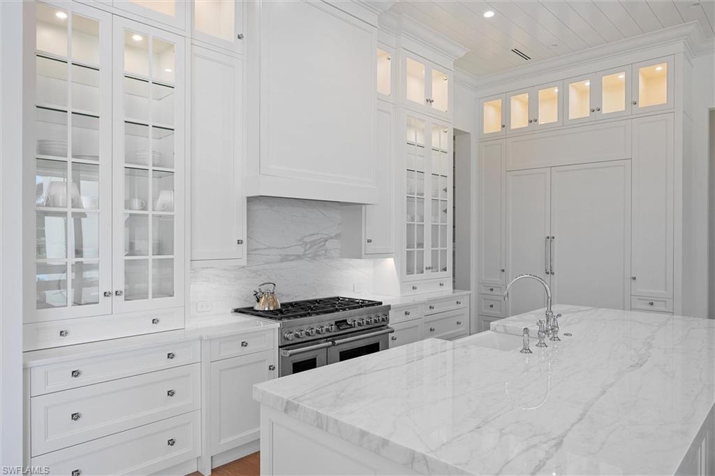 QUAIL WEST - Residential