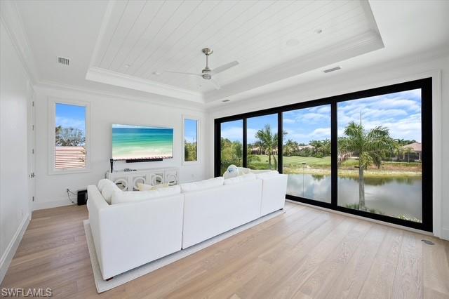 QUAIL WEST - Residential