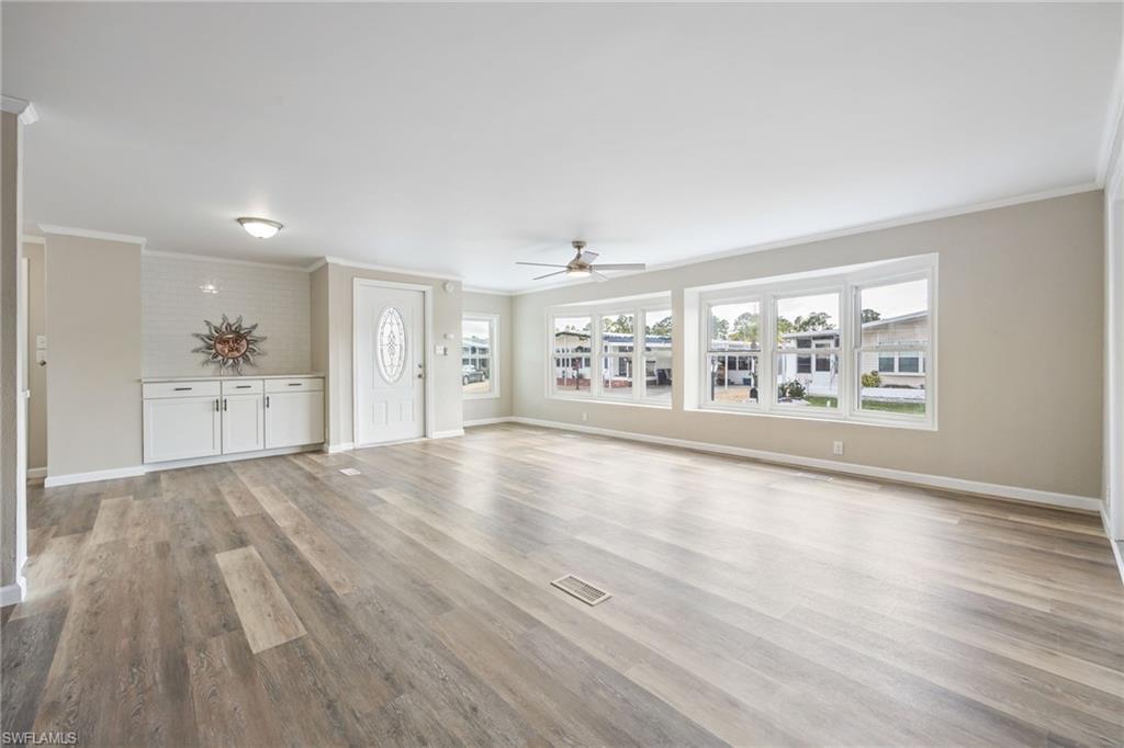 SIX LAKES COUNTRY CLUB - Residential