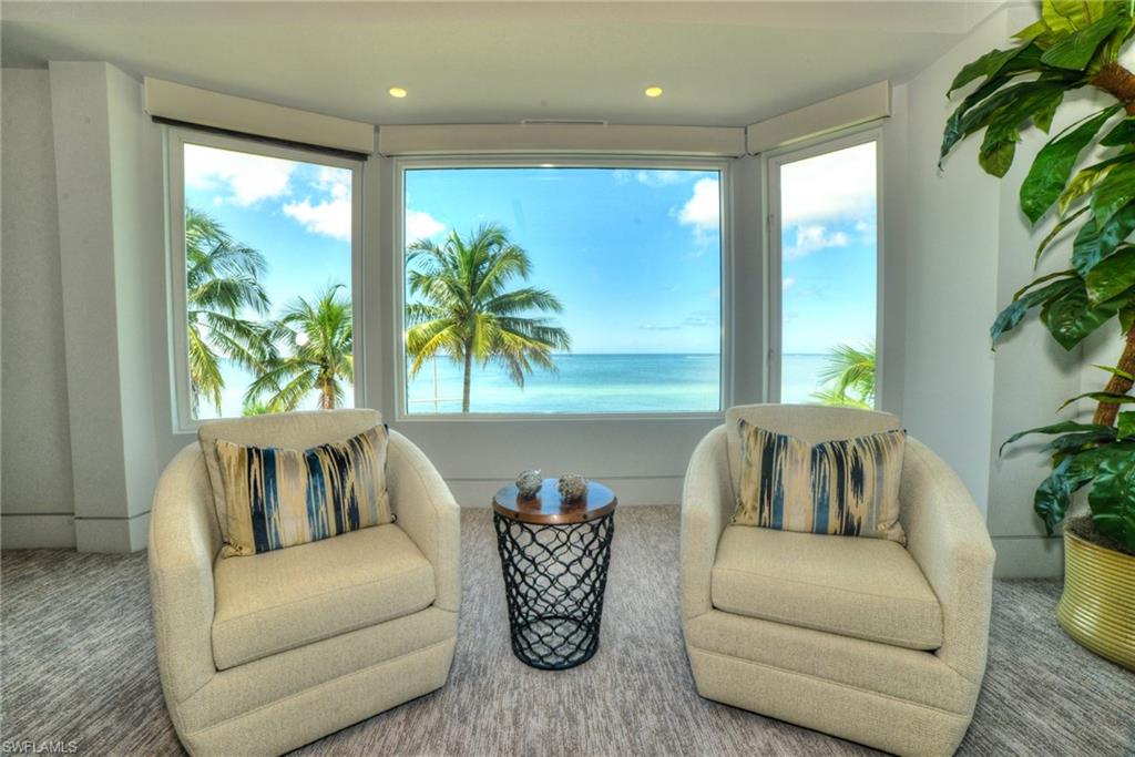 BAREFOOT BEACH - Residential