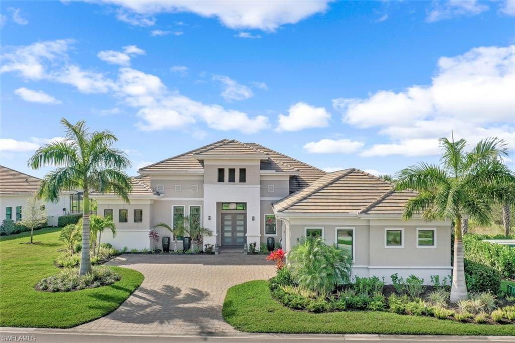 ESPLANADE - Residential