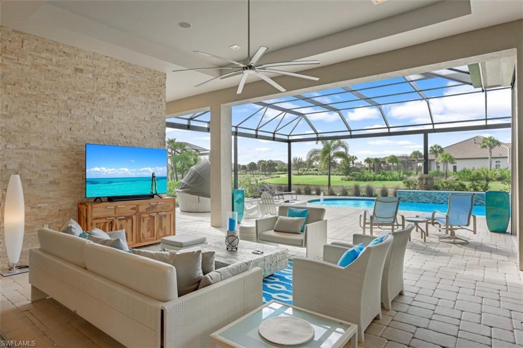 ESPLANADE - Residential