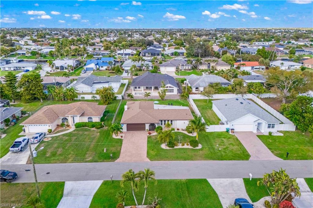 CAPE CORAL - Residential