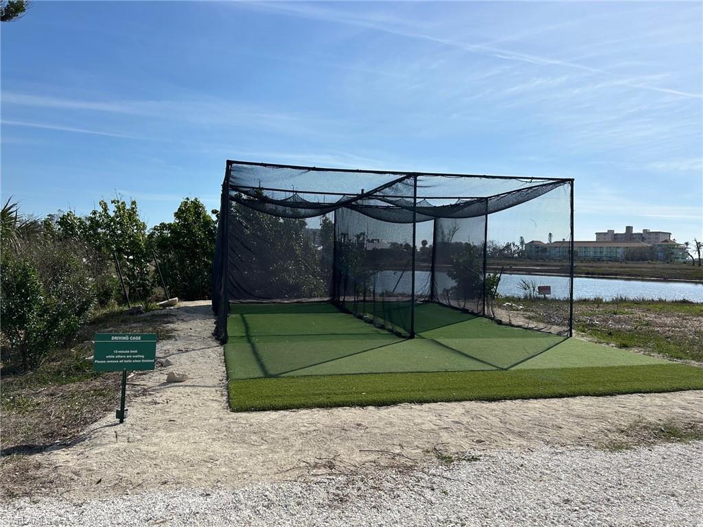 THE PALMS OF BAY BEACH - Residential