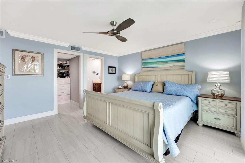 THE PALMS OF BAY BEACH - Residential