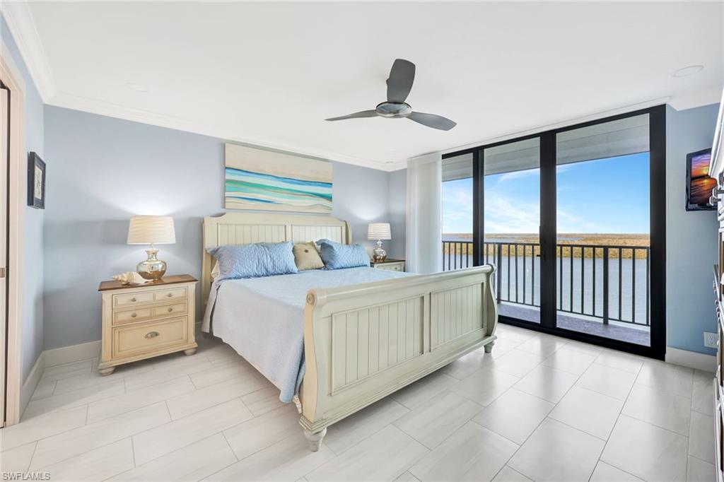 THE PALMS OF BAY BEACH - Residential