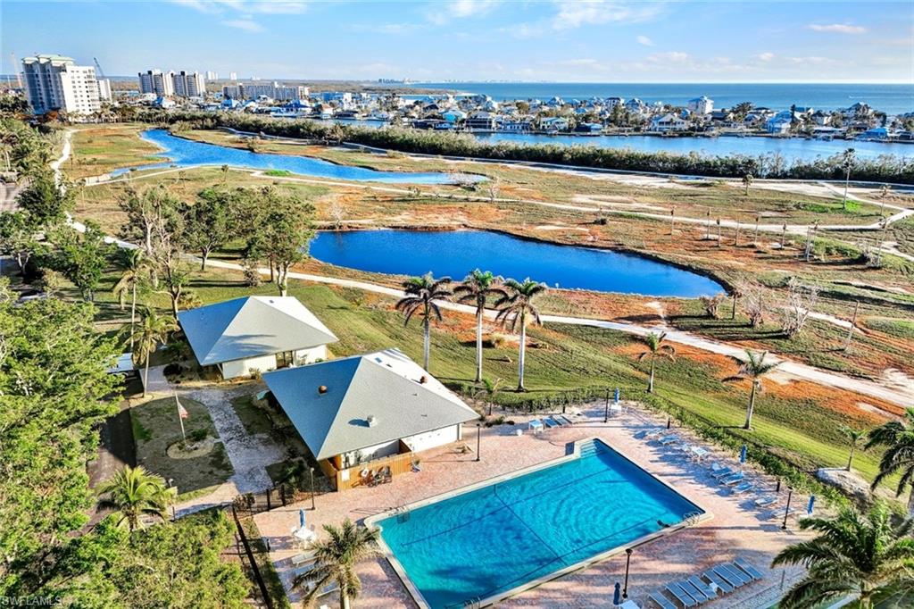 THE PALMS OF BAY BEACH - Residential