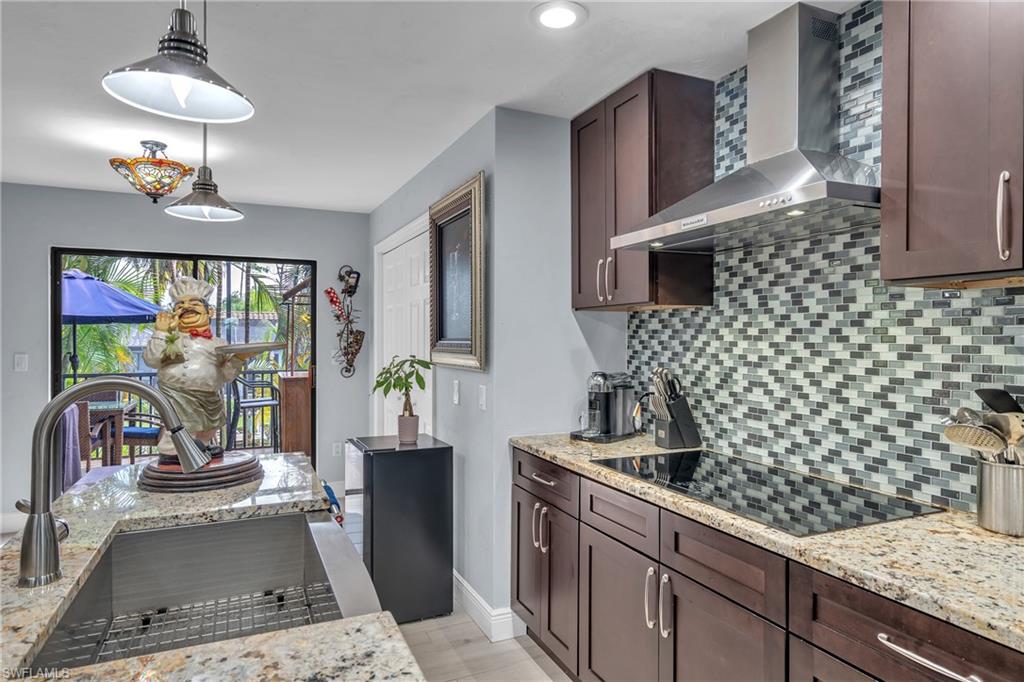 27109 Holly LN