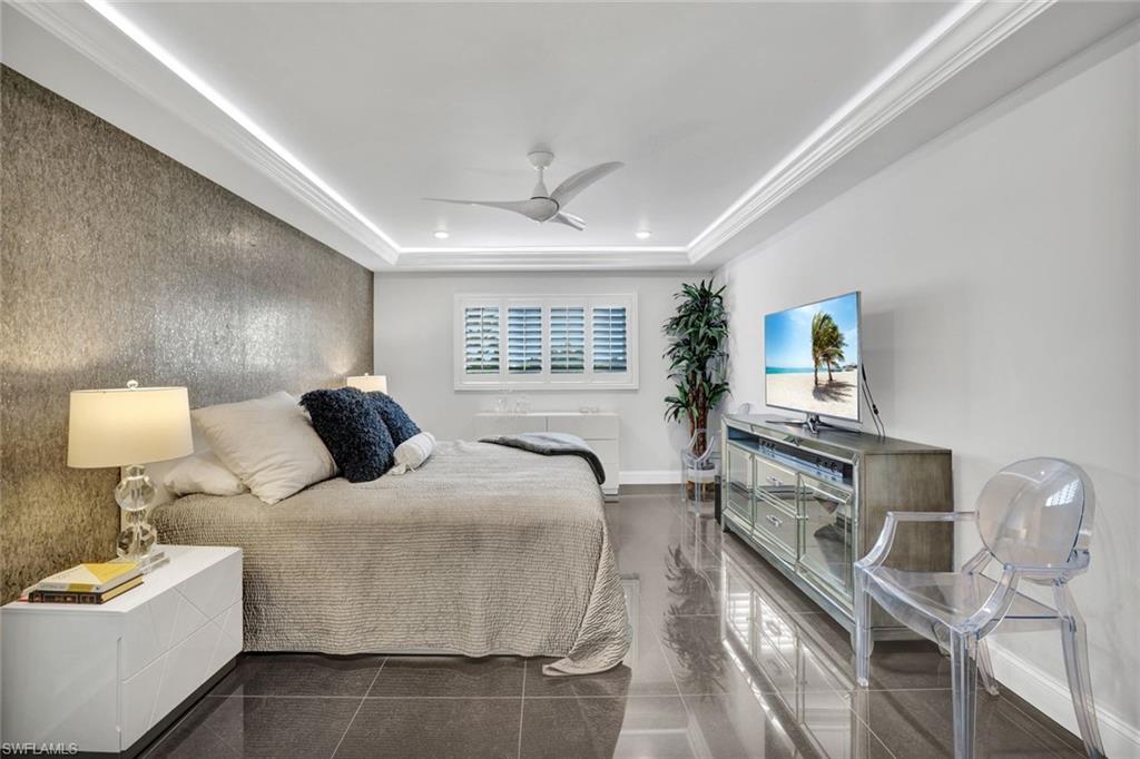 VENETIAN BAYVIEW - Residential