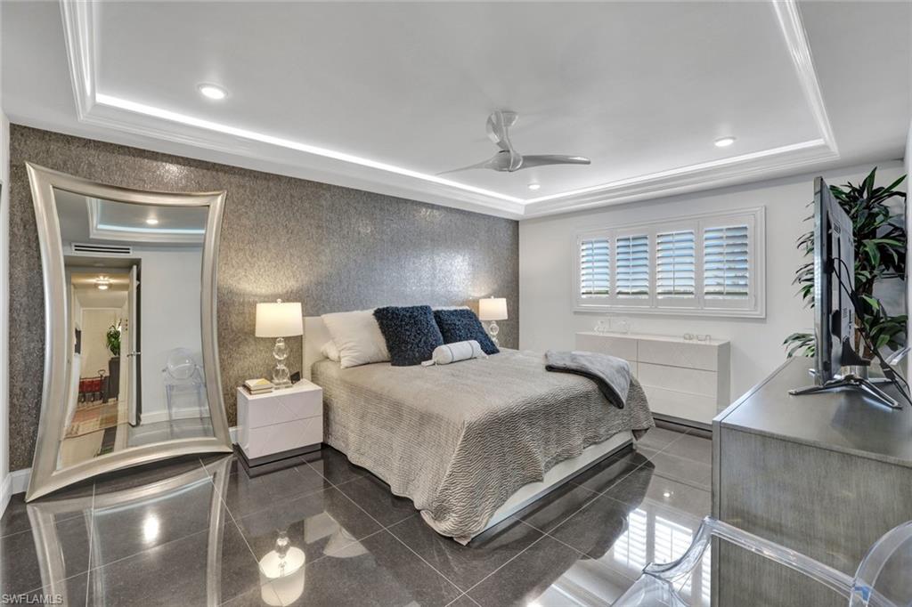 VENETIAN BAYVIEW - Residential