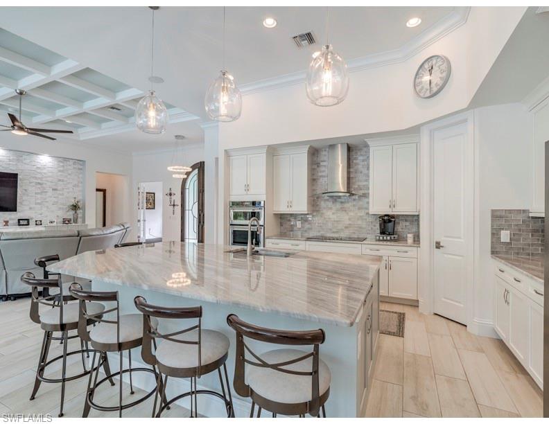 SAN CARLOS ESTATES - Residential