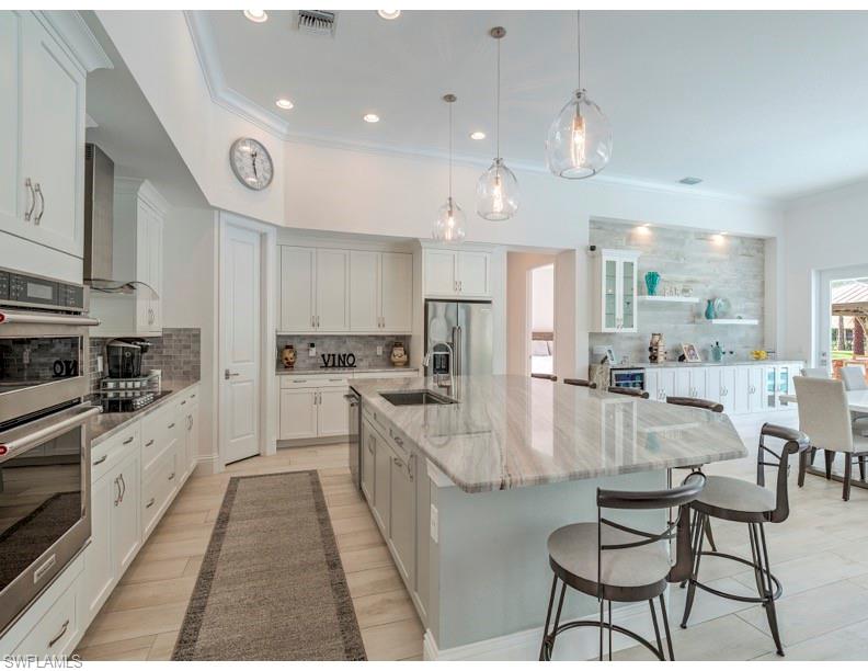 SAN CARLOS ESTATES - Residential