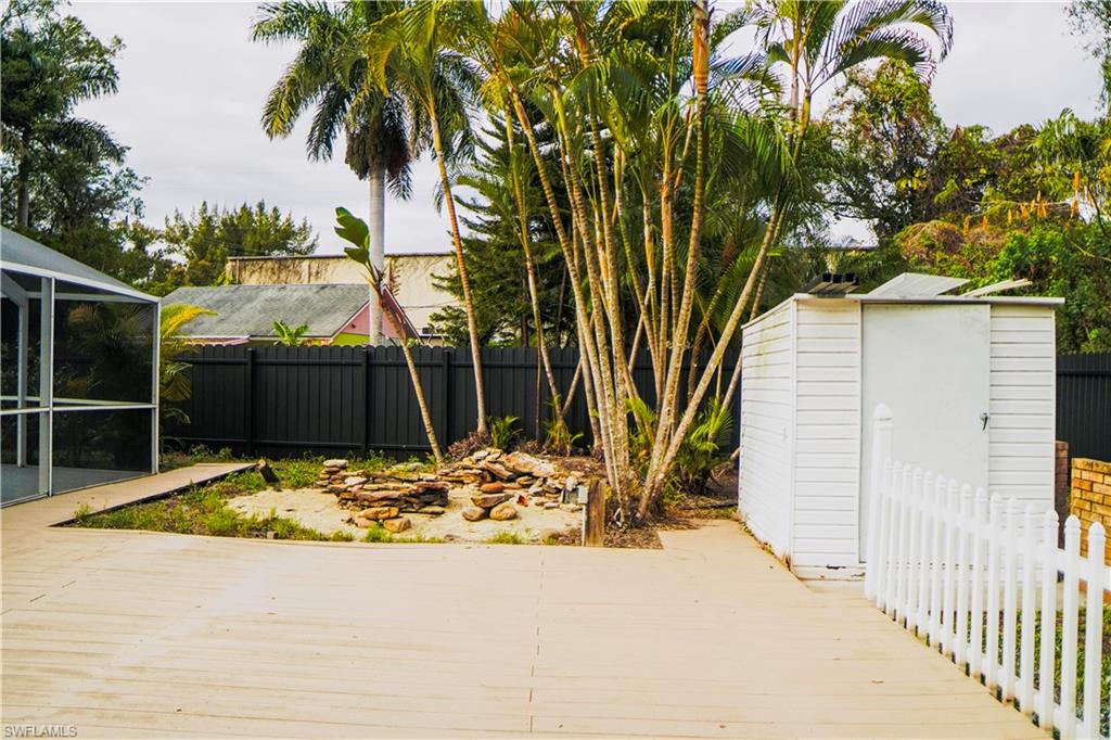 NORTH FORT MYERS - Residential