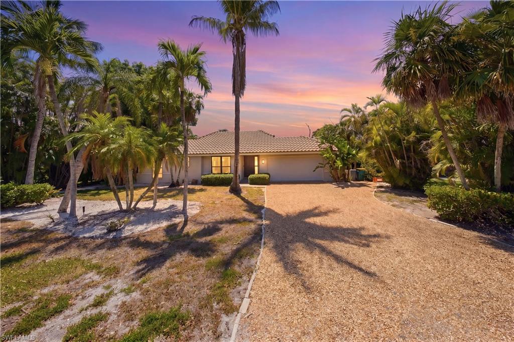BEACHVIEW COUNTRY CLUB ESTATES - Residential