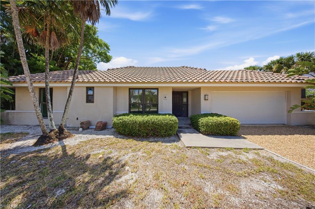 BEACHVIEW COUNTRY CLUB ESTATES - Residential