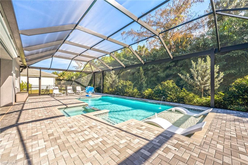 VALENCIA TRAILS - Residential