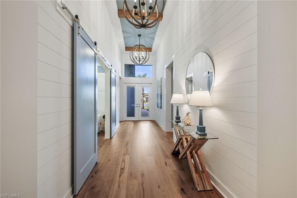 VALENCIA TRAILS - Residential