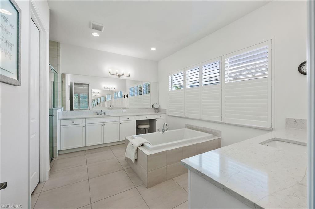 VALENCIA TRAILS - Residential