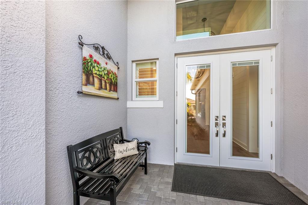 VALENCIA TRAILS - Residential