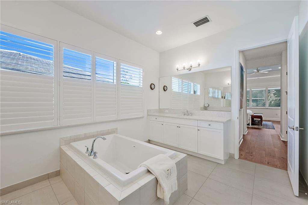 VALENCIA TRAILS - Residential