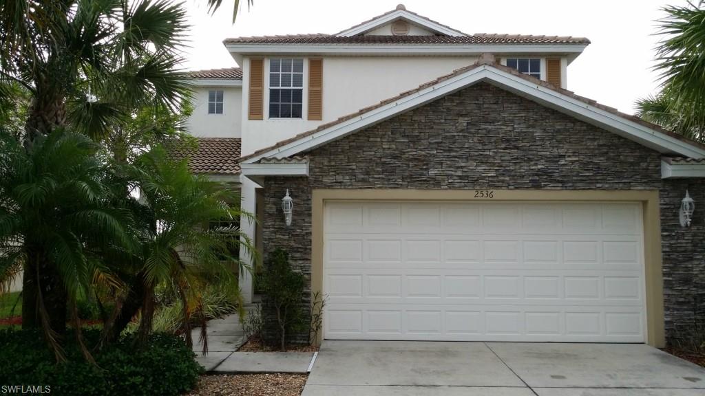 CORAL LAKES - Residential