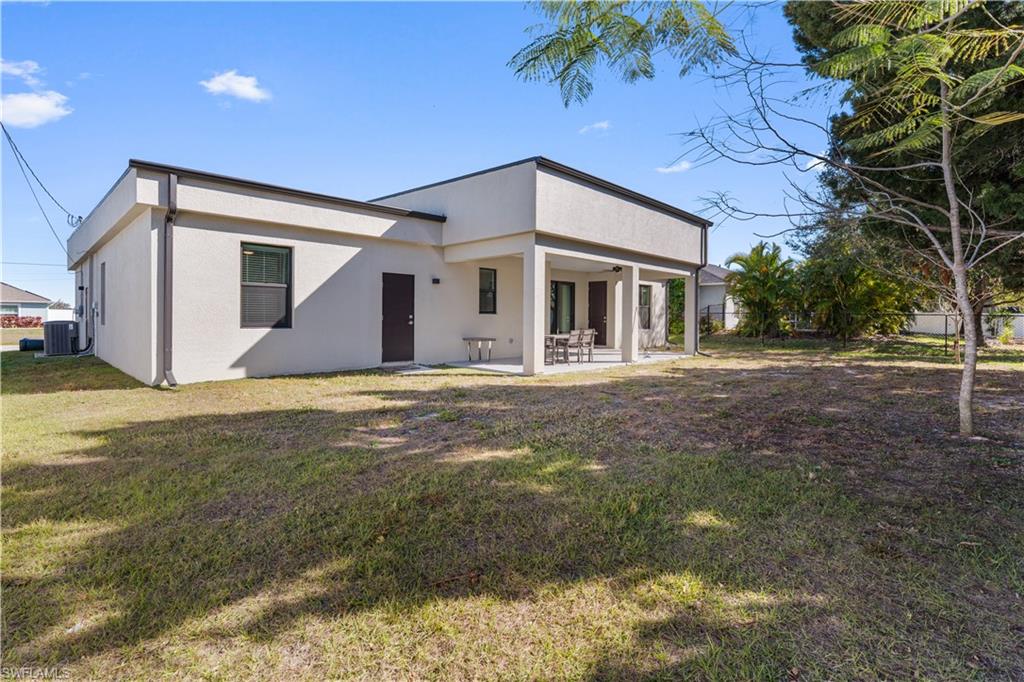 CAPE CORAL - Residential