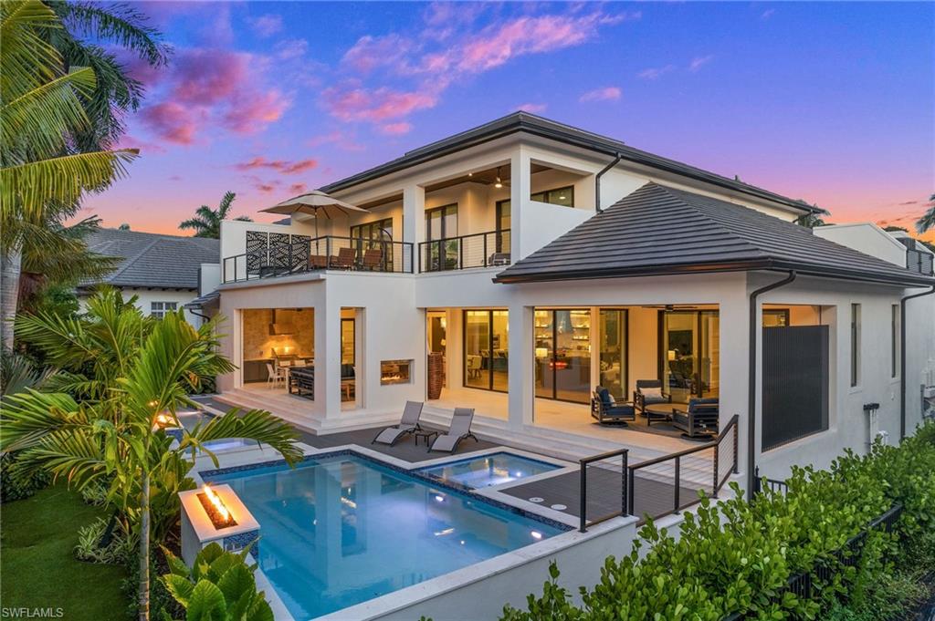 AQUALANE SHORES - Residential