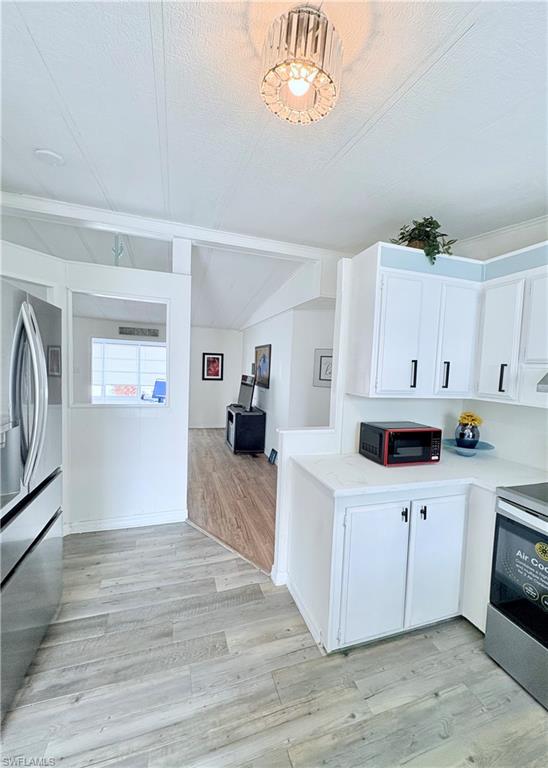 LAKE ARROWHEAD MOB VILLAGE - Residential