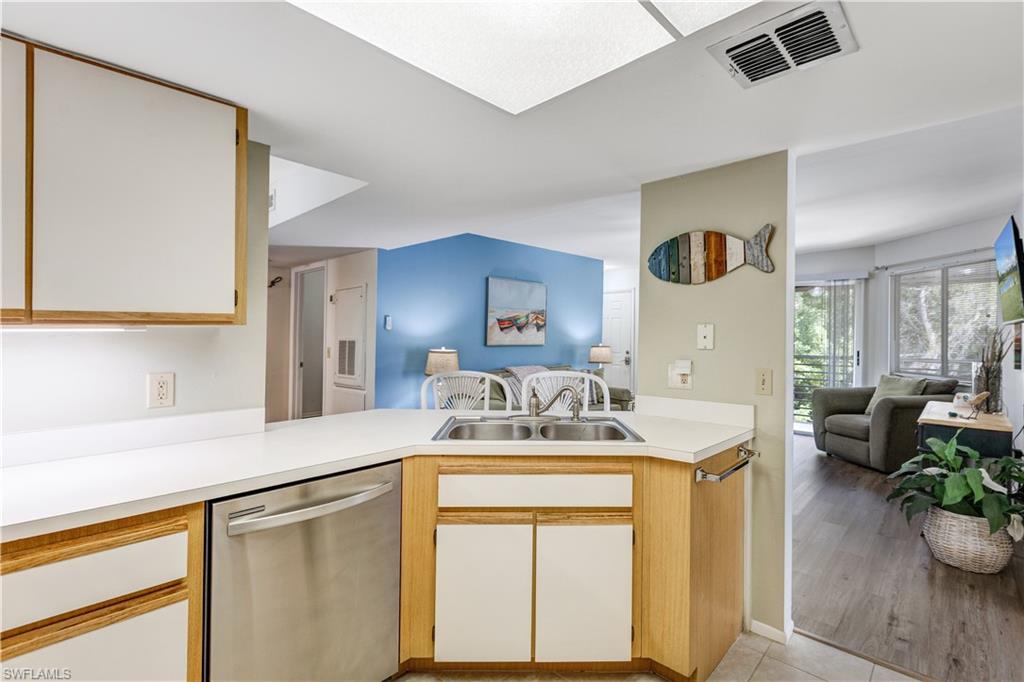 THE GREENS - Residential