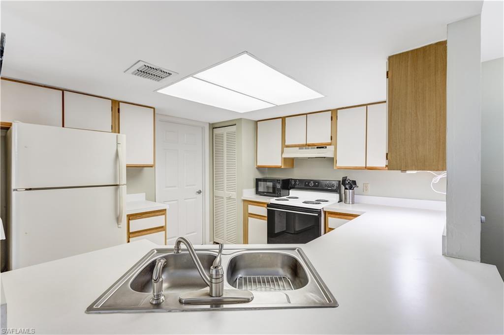 THE GREENS - Residential