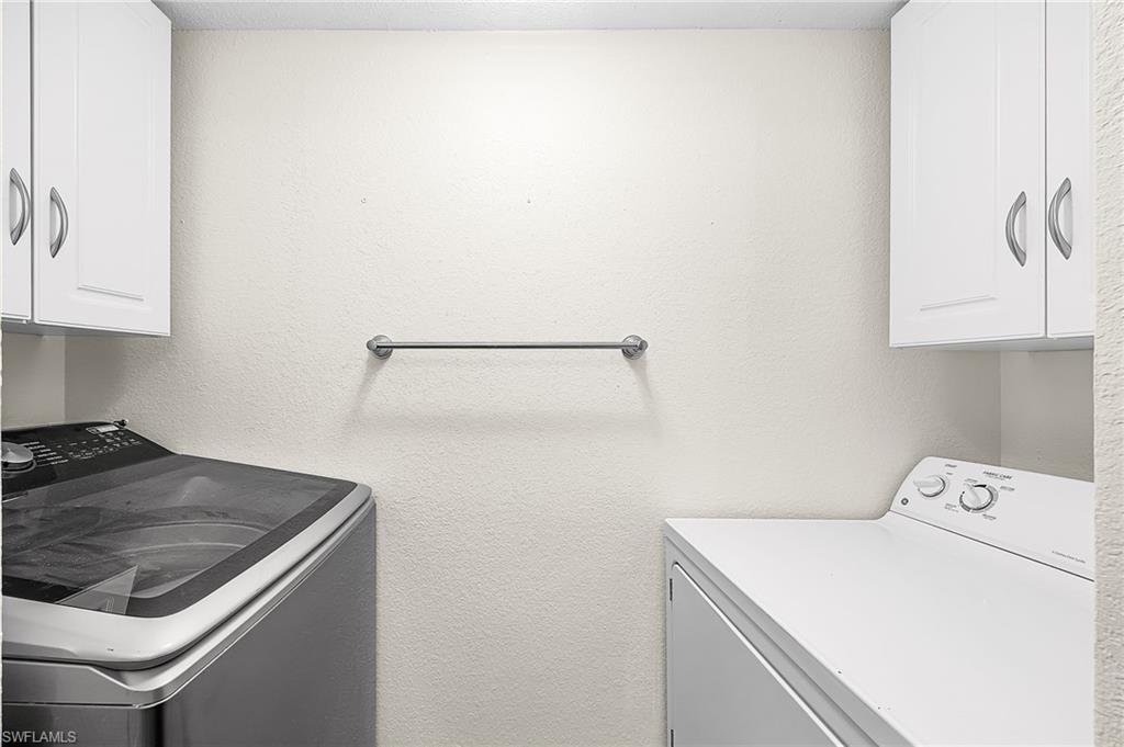 VENETIAN PALMS - Residential