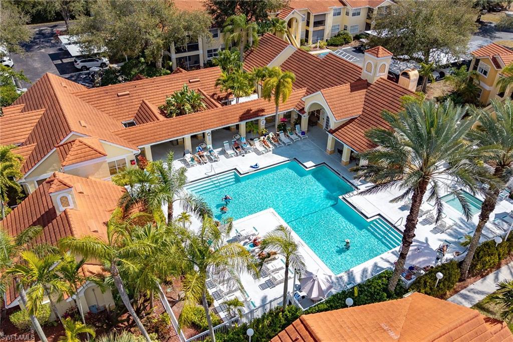 VENETIAN PALMS - Residential